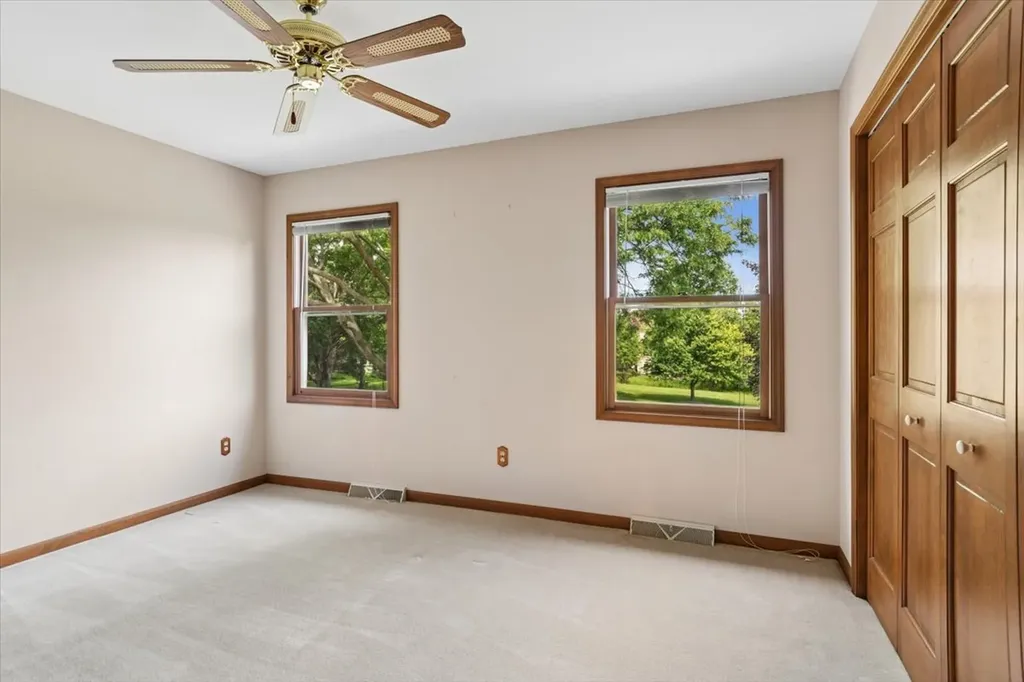 39W550 Deerpath Road Aurora IL 60506