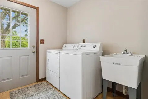 39W550 Deerpath Road Aurora IL 60506