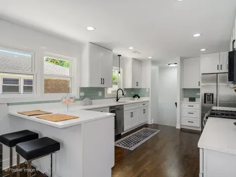 5720 Reba Street Morton Grove IL 60053