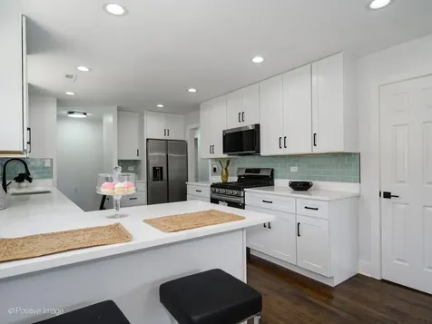 5720 Reba Street Morton Grove IL 60053