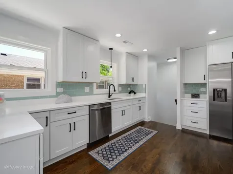 5720 Reba Street Morton Grove IL 60053