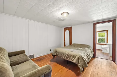 614 Algonquin Road Fox River Grove IL 60021
