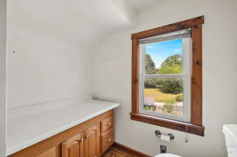614 Algonquin Road Fox River Grove IL 60021