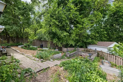 614 Algonquin Road Fox River Grove IL 60021