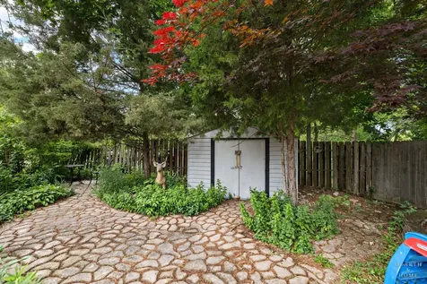 614 Algonquin Road Fox River Grove IL 60021