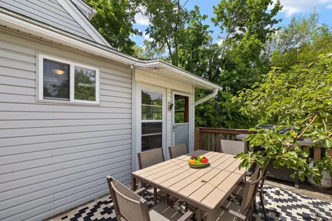614 Algonquin Road Fox River Grove IL 60021