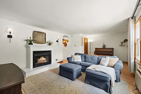 614 Algonquin Road Fox River Grove IL 60021
