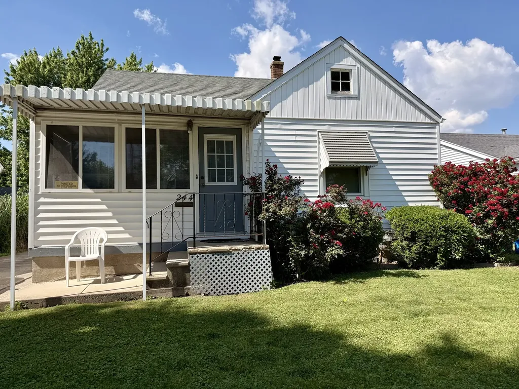 244 East Pierson Avenue Decatur IL 62526