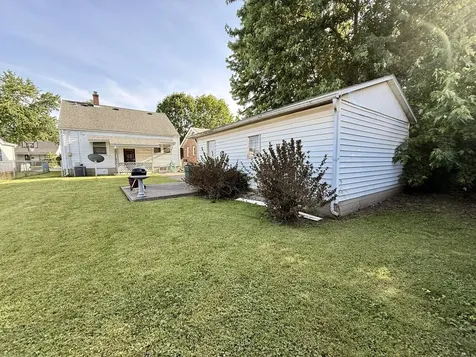 244 East Pierson Avenue Decatur IL 62526