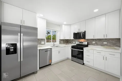 225 Bode Road Hoffman Estates IL 60169
