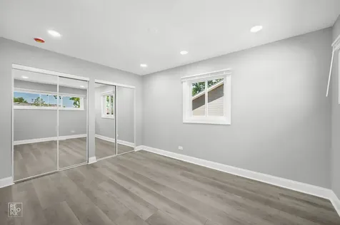 225 Bode Road Hoffman Estates IL 60169