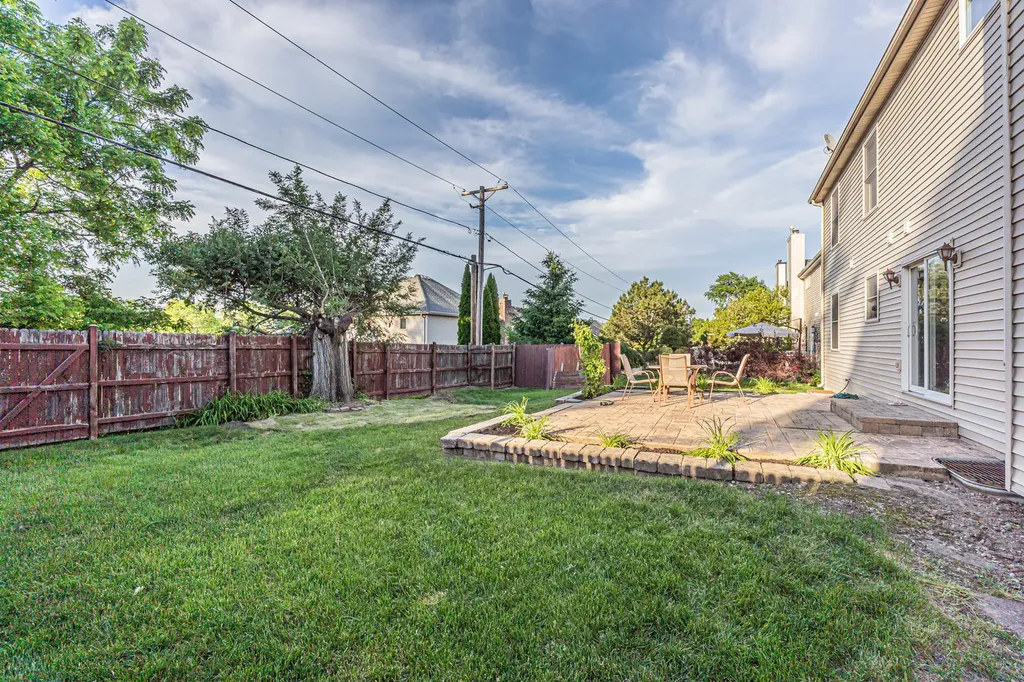270 East Armitage Avenue Addison IL 60101