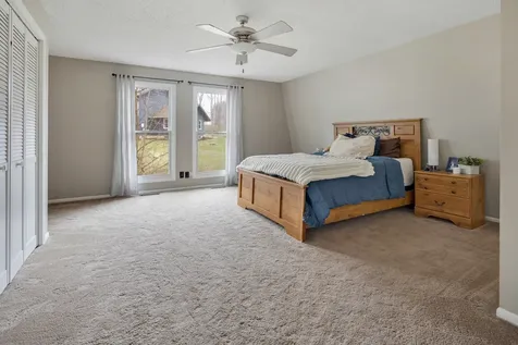 257 South Briar Court Oregon IL 61061
