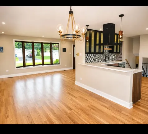 5110 137TH Street Crestwood IL 60418