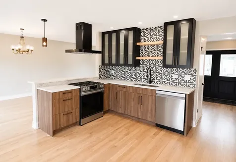 5110 137TH Street Crestwood IL 60418