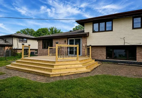 5110 137TH Street Crestwood IL 60418