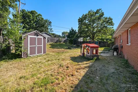 37137 North Summerfield Drive Lake Villa IL 60046