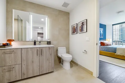 211 North Harbor Drive Chicago IL 60601