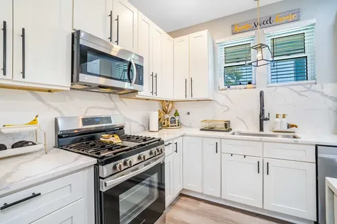 519 Wendt Avenue East Dundee IL 60118