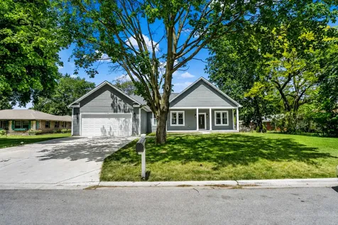 519 Wendt Avenue East Dundee IL 60118