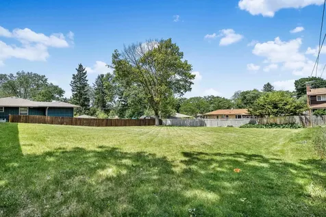 519 Wendt Avenue East Dundee IL 60118