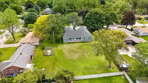 519 Wendt Avenue East Dundee IL 60118