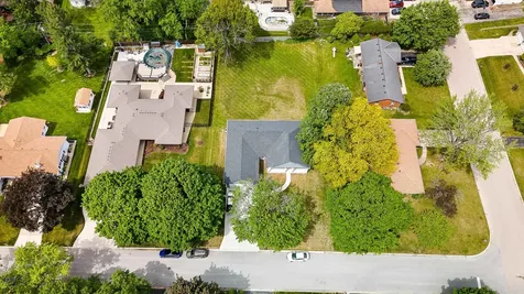 519 Wendt Avenue East Dundee IL 60118