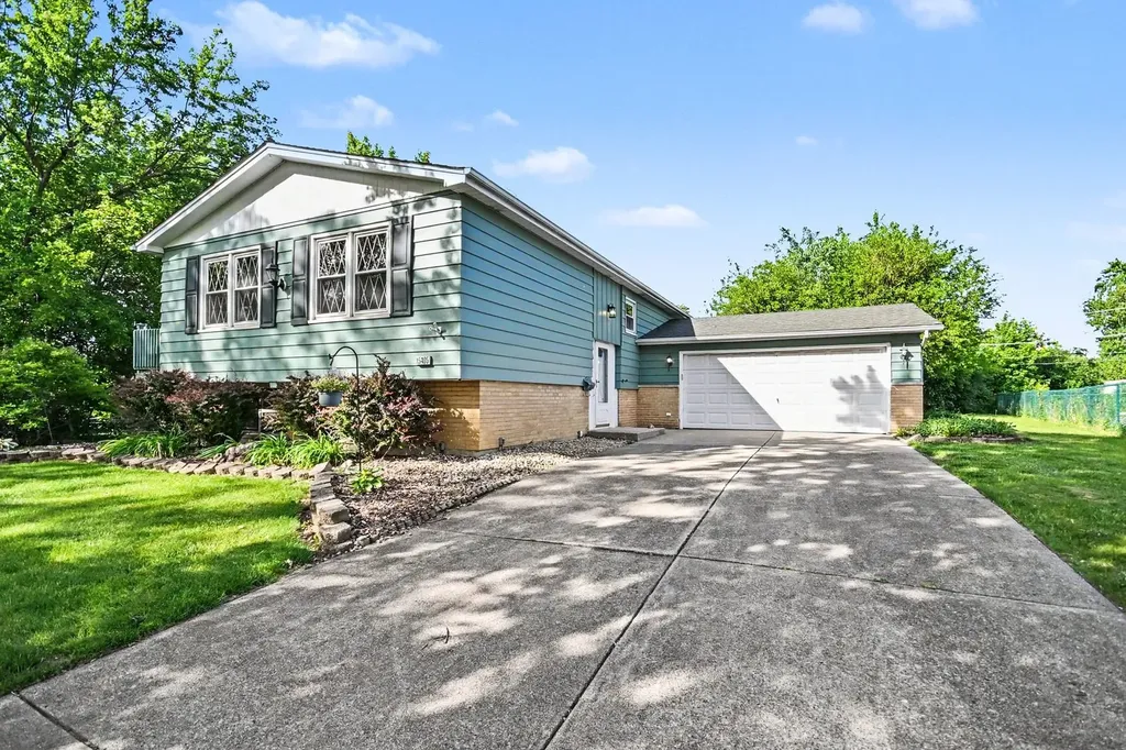 15405 James Drive Oak Forest IL 60452