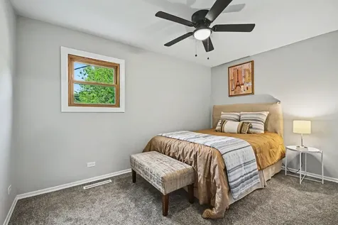 15405 James Drive Oak Forest IL 60452