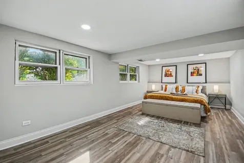 15405 James Drive Oak Forest IL 60452