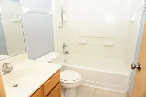 407 Waubonsee Drive Plano IL 60545