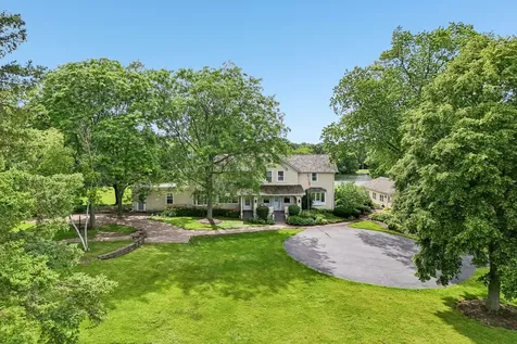 62 Dundee Lane Barrington IL 60010