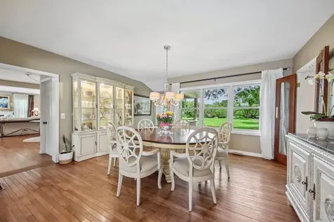 62 Dundee Lane Barrington IL 60010