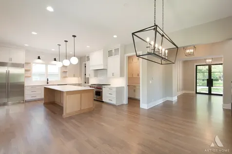 246 Holmes Avenue Clarendon Hills IL 60514