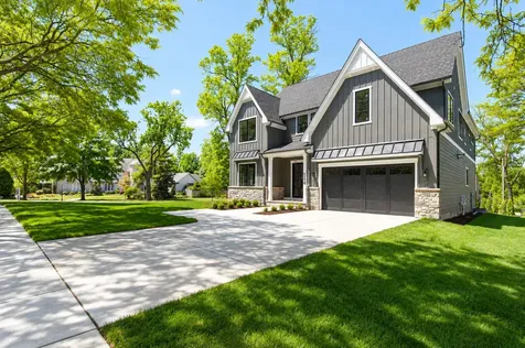 246 Holmes Avenue Clarendon Hills IL 60514