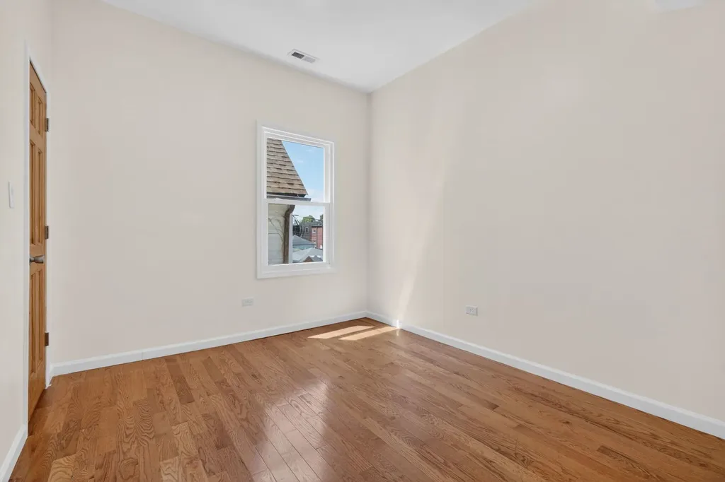 848 North Latrobe Avenue Chicago IL 60651