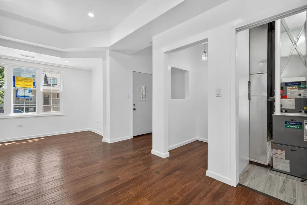 848 North Latrobe Avenue Chicago IL 60651