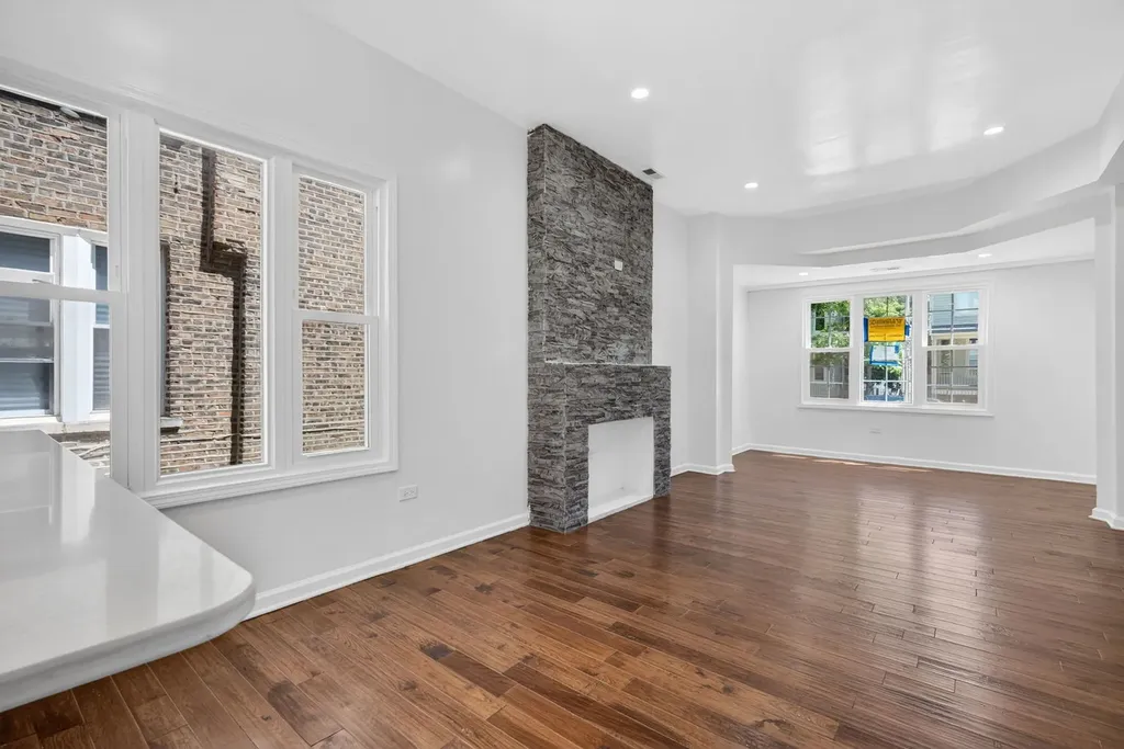848 North Latrobe Avenue Chicago IL 60651