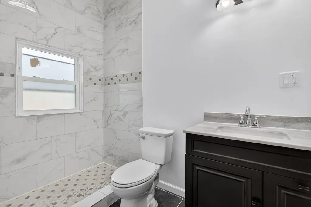 848 North Latrobe Avenue Chicago IL 60651