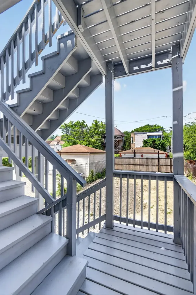 848 North Latrobe Avenue Chicago IL 60651