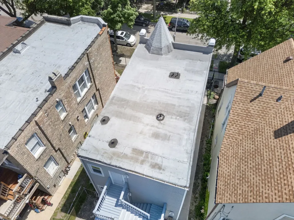 848 North Latrobe Avenue Chicago IL 60651