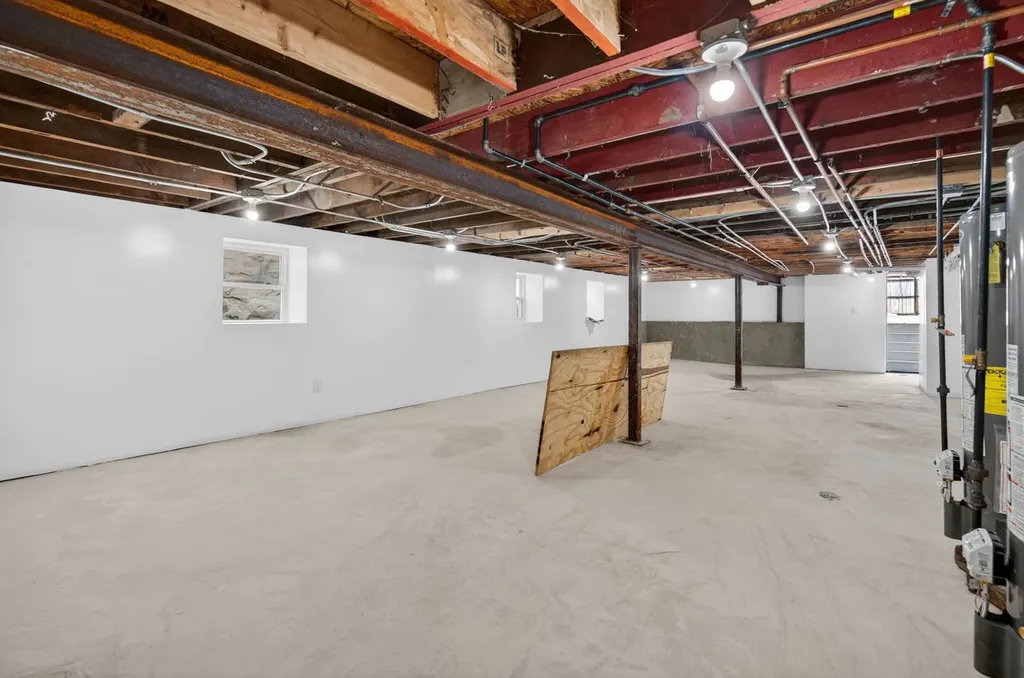 848 North Latrobe Avenue Chicago IL 60651