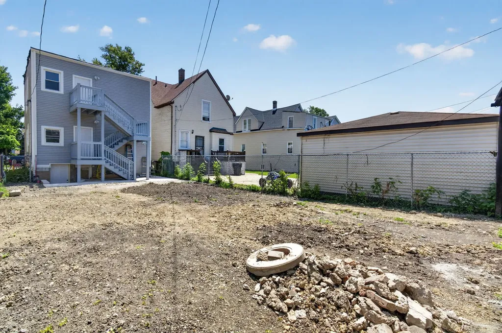 848 North Latrobe Avenue Chicago IL 60651