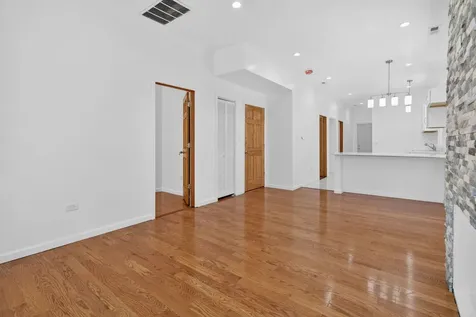 848 North Latrobe Avenue Chicago IL 60651