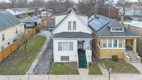 9352 South Woodlawn Avenue Chicago IL 60619