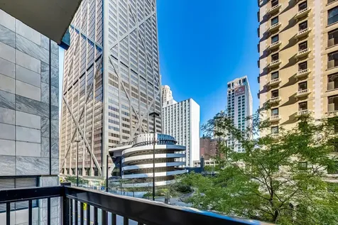 201 East Chestnut Street Chicago IL 60611