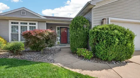 4 Minks Court Bloomington IL 61704