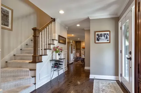 1971 Countryside Drive Libertyville IL 60048