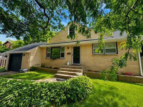 2707 Hampden Court Rockford IL 61107