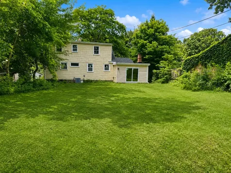2707 Hampden Court Rockford IL 61107